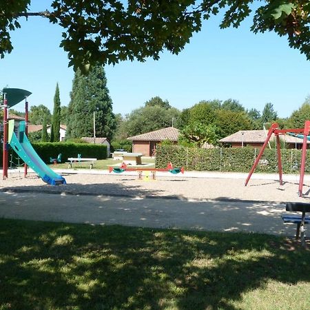 Gites De La Garenne Nérac Esterno foto