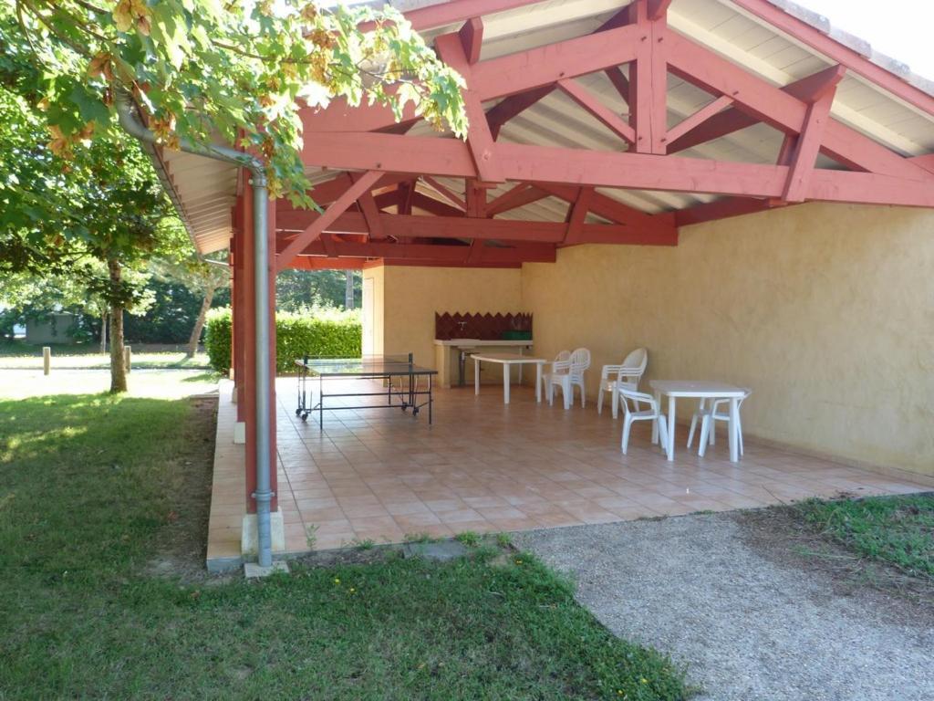 Gites De La Garenne Nérac Esterno foto